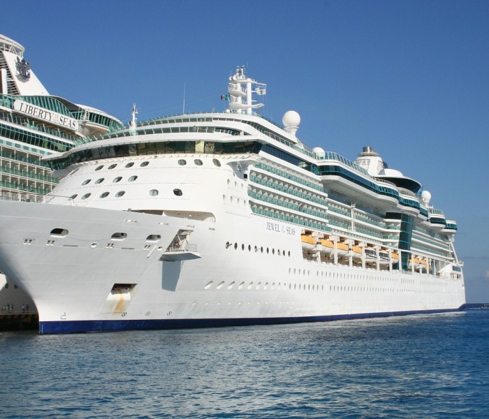 Caribbean cruises: the perfect balance of relaxation and adventure